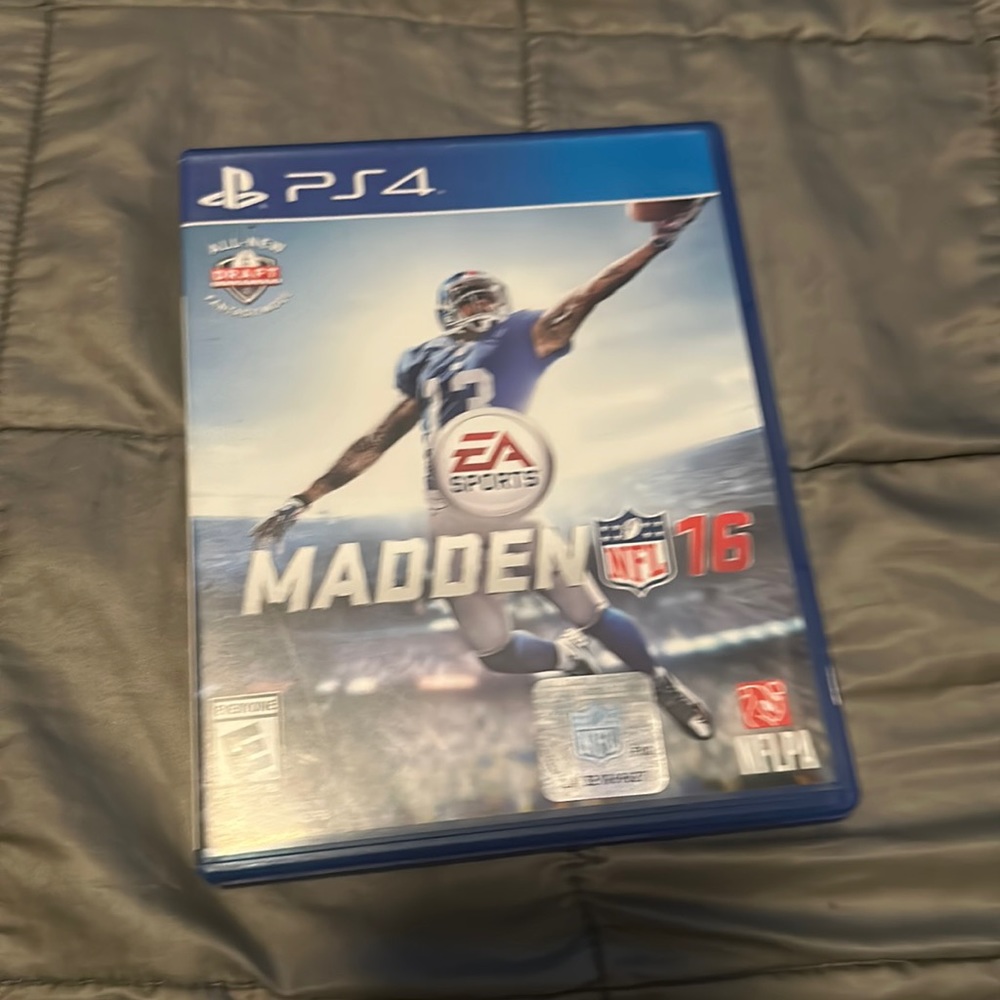 MADDEN NFL 16 PS4 GAME